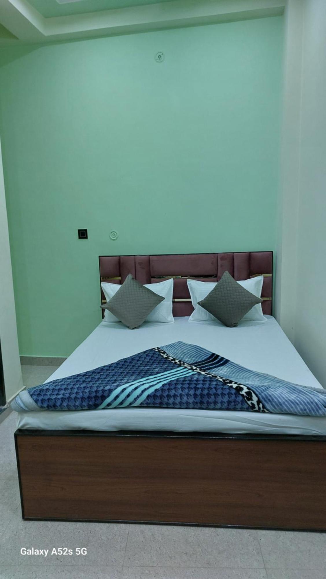 Narayani Paying Guest House Varanasi Eksteriør bilde