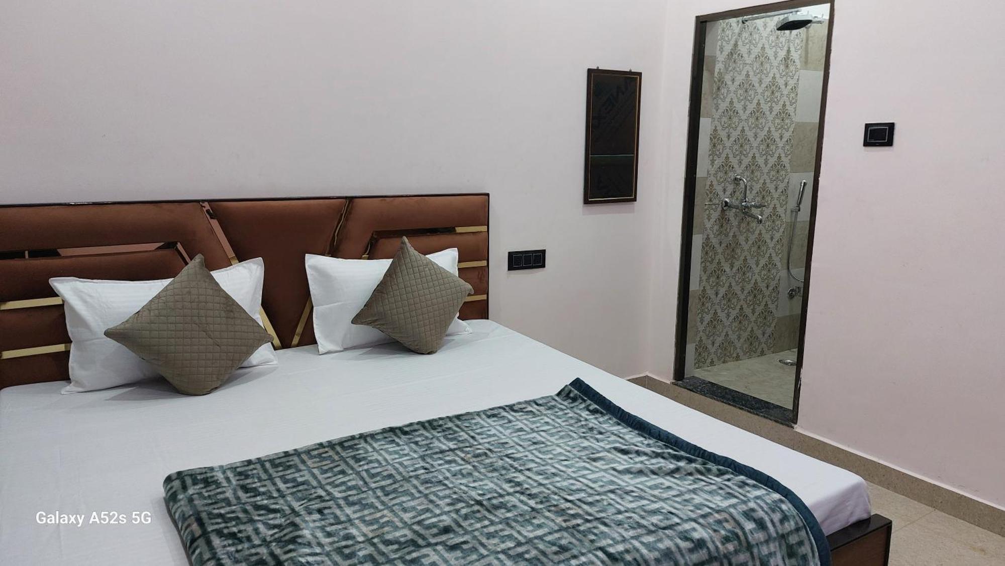Narayani Paying Guest House Varanasi Eksteriør bilde
