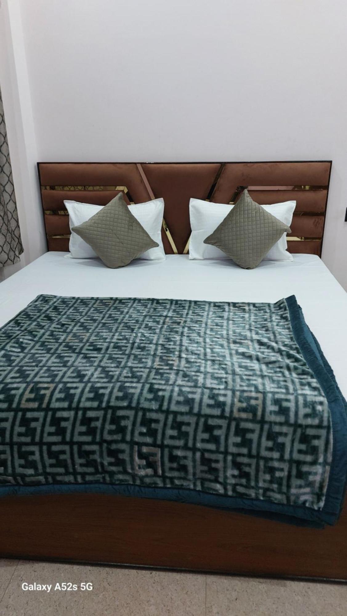 Narayani Paying Guest House Varanasi Eksteriør bilde